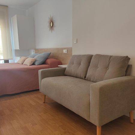 Apartamentos Turisticos Torres De Santiago 乌贝达 外观 照片