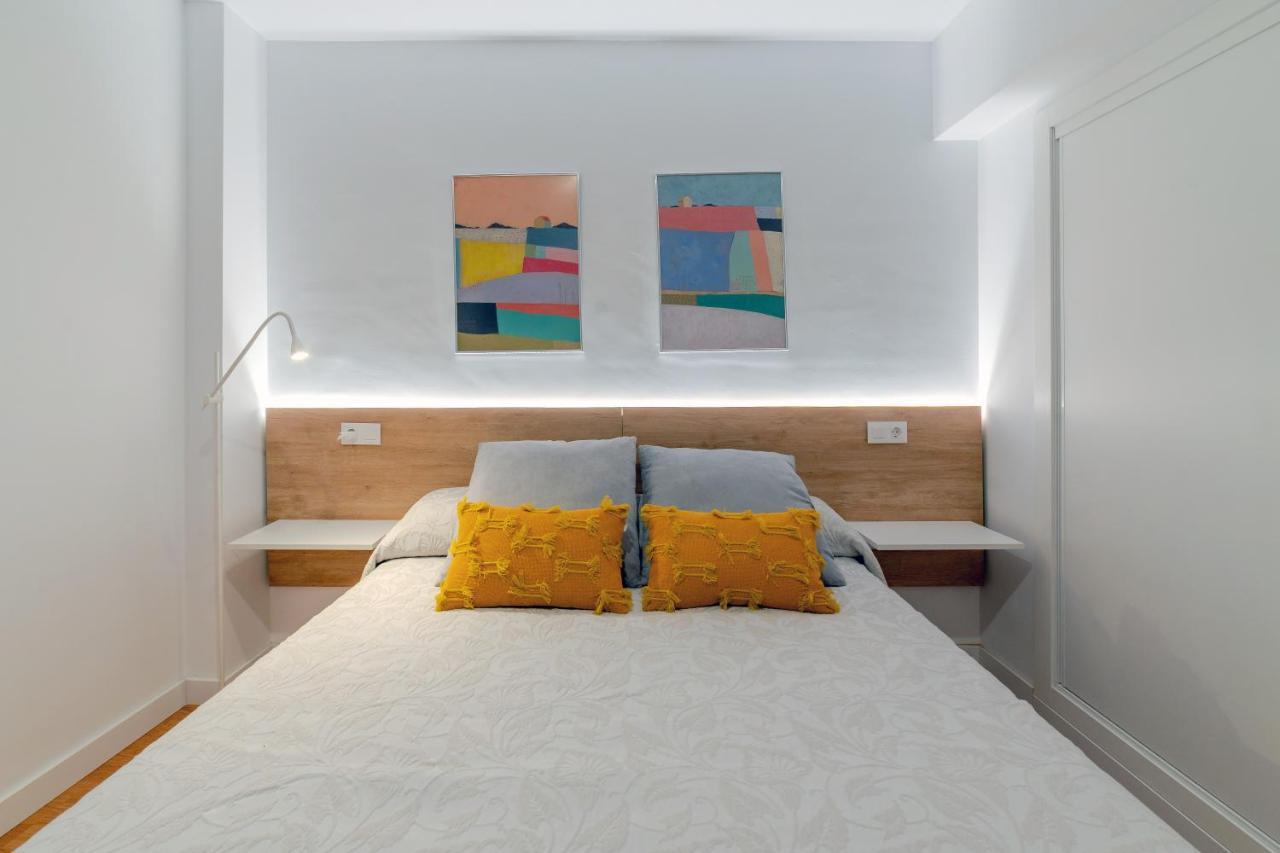 Apartamentos Turisticos Torres De Santiago 乌贝达 外观 照片