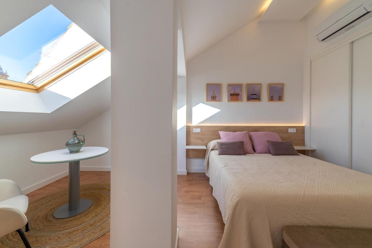 Apartamentos Turisticos Torres De Santiago 乌贝达 外观 照片